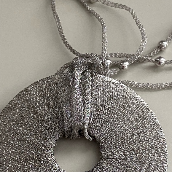 White gold necklace and earrings set - Picture 6 of 10